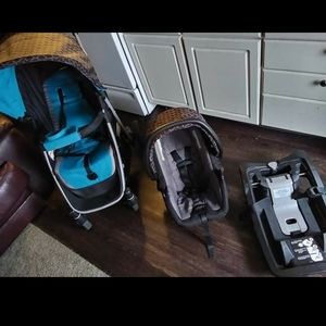 Urbini stroller and carseat
